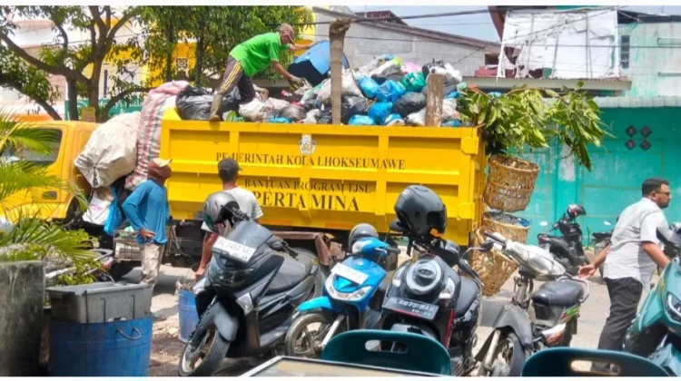 Bukan Cuma Angkut-Buang, DLHK Dorong Pengelolaan Sampah selesai di Sumbernya