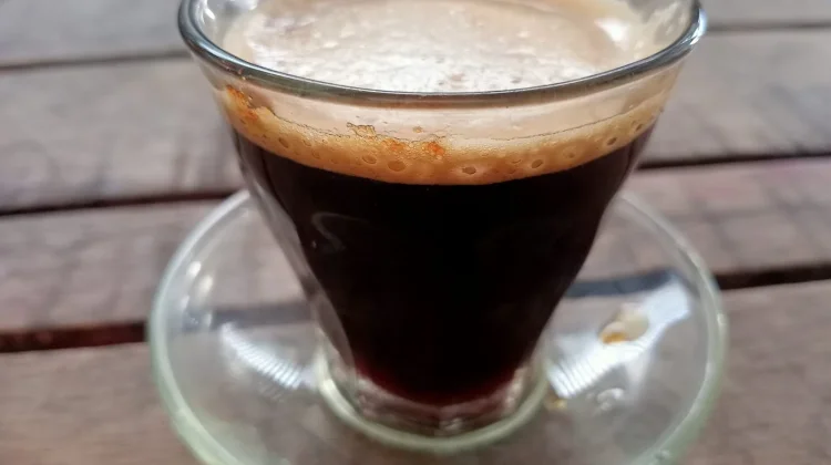Kopi tanpa Gula, Pilihan Sehat dengan Manfaat yang Beragam