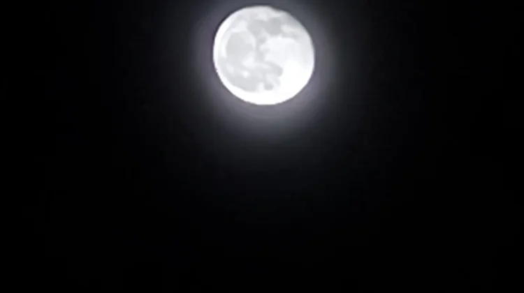 Agustus 2026 Suguhkan Sembilan Fenomena Langit yang Memukau Dunia Astronomi