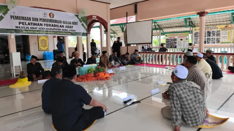 Pemangku Adat Diingatkan Pentingnya Peradilan Adat