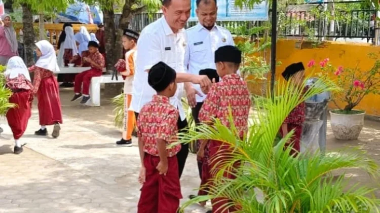 Kadis Pendidikan Aceh Utara Kagum Hafalan Al-Qur'an Siswa SDN 9 Dewantara