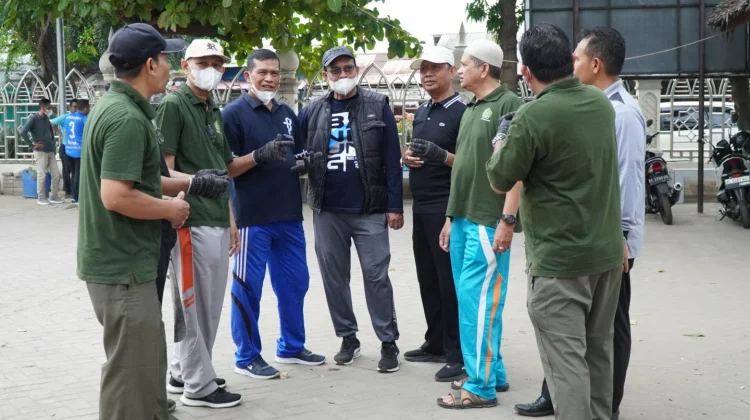 Kemenag Kota Lhokseumawe Gelar Gerakan Bersih-Bersih Masjid