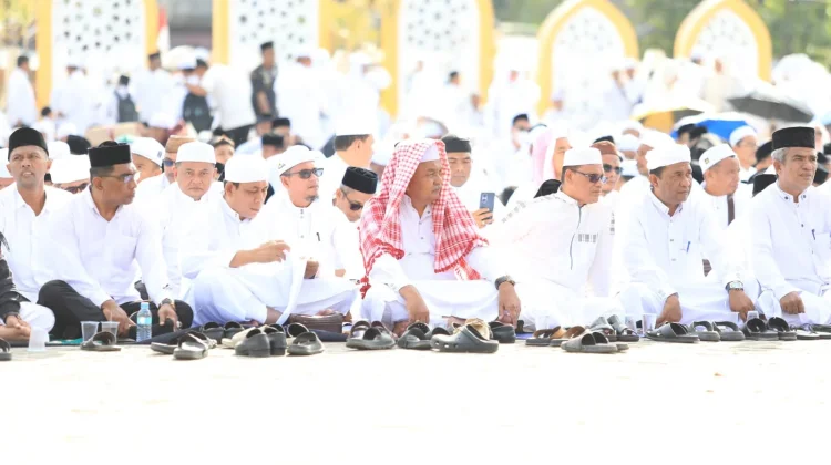 Lautan Putih di Lhoksukon, Belasan Ribu Warga Peringati 21 Tahun Perdamaian Aceh