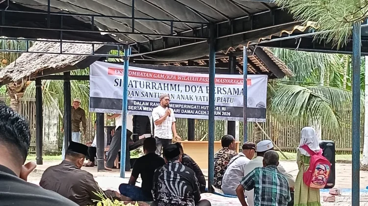KPA Pase dan warga peringati Hari Damai Aceh di Rumah Adat Cut Meutia