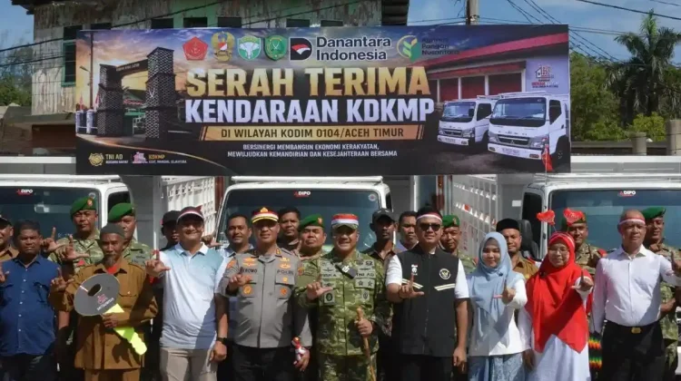 Dongkrak Ekonomi Gampong, Pemko Langsa Bantu 15 Dump Truck