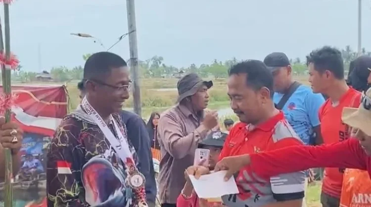 Yudi Taklukkan Lomba Mancing HUT RI ke-81 Dewantara