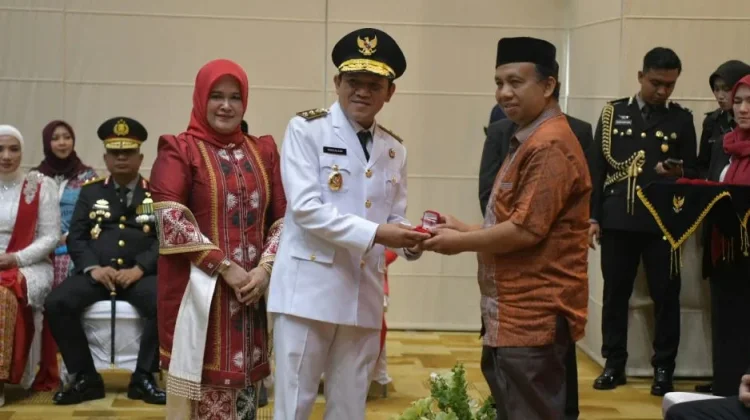 Pemerintah Aceh Beri Penghargaan kepada Keluarga Pahlawan