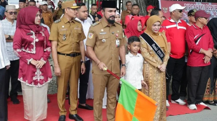 Pawai Karnaval HUT RI di Idi, Berlangsung Meriah