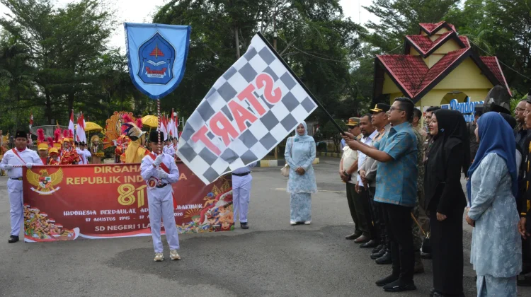 10.003 Pelajar Meriahkan Pawai Kemerdekaan Kota Langsa