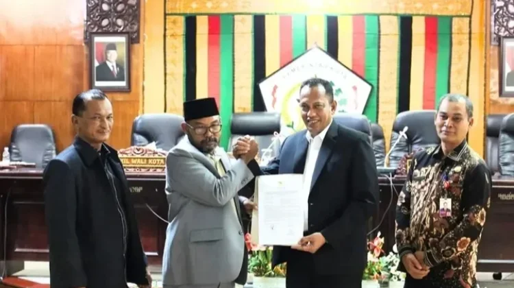 Wakil Walikota Lhokseumawe Hadiri Paripurna Pertanggungjawaban APBK 2025