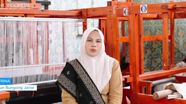 Wastra Aceh Binaan Bank Indonesia Menembus Karya Kreatif Indonesia