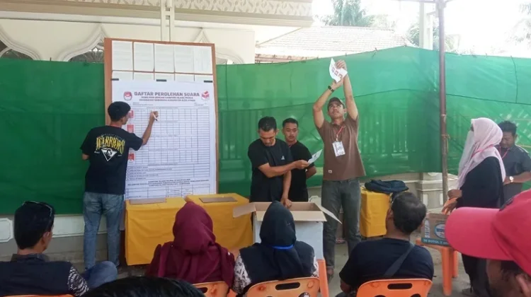 Tgk H. Azhari Terpilih Jadi Geuchik Blang Peuria Samudera Aceh Utara