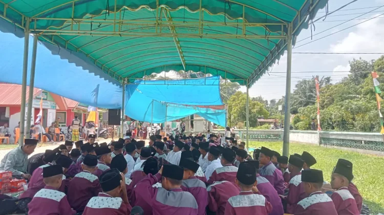 Masyarakat Ulee Ateung Aceh Timur Peringati Maulid Nabi