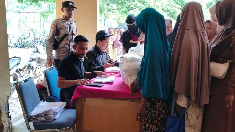 Sebanyak 1.727 KK Warga Gampong di Kecamatan Banda Baro Terima Bantuan