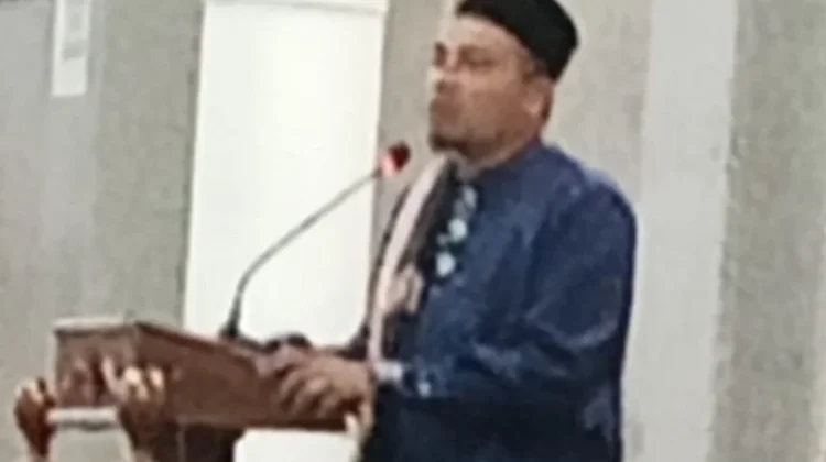 Ustaz Akhmad Dzikir Ajak Jamaah Teladani Rasulullah sebagai Uswatun Hasanah