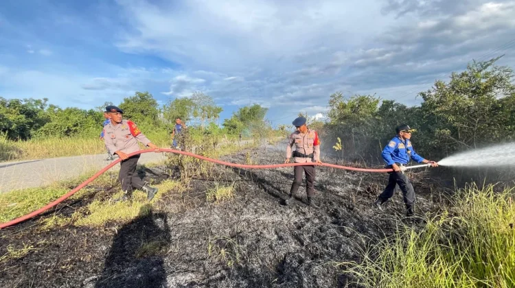 Pembakaran Sampah Picu Kebakaran Lahan Alue Lim