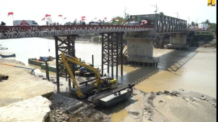 Jembatan Krueng Tingkeum Bireuen Tuntas Dicor, Siap Diaspal