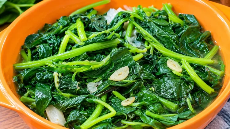 Sayur Bayam, Menu Sederhana yang Selalu Menggugah Selera