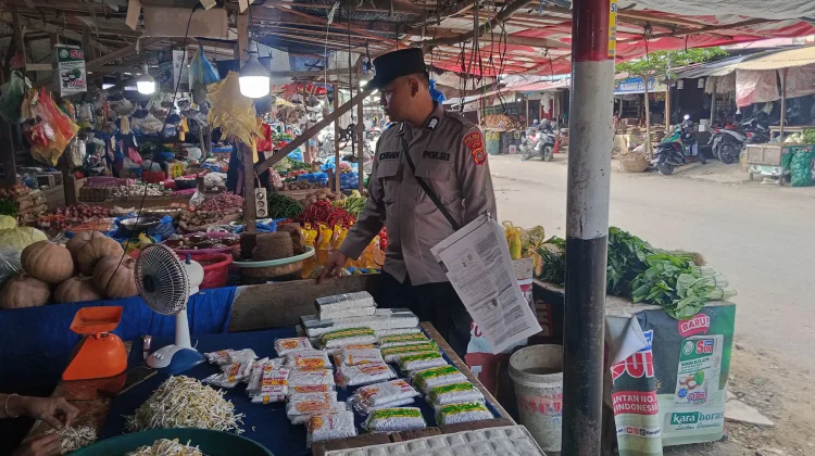 Polisi Tingkatkan Patroli dan Pantau Ketersedian Bahan Pokok di Pasar Inpres