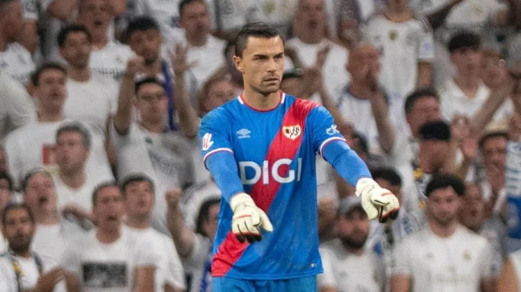 Emil Audero Ukir Sejarah pada Debut di LaLiga