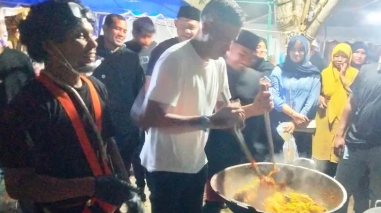 Mie Aceh Bang Baneng "Si Koki Pohon" Pikat Wabup Tarmizi Panyang