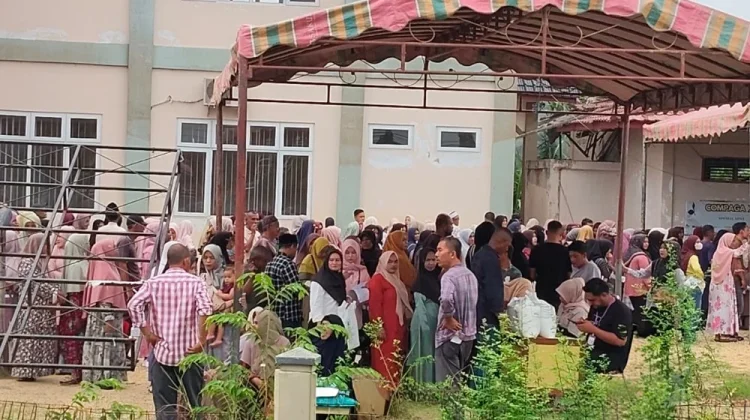 Warga Kecamatan Samudra Terima Bantuan Beras Pangan Nasional