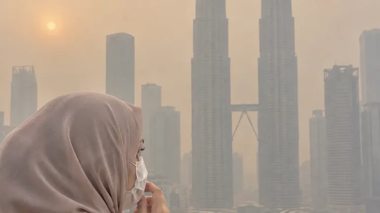 Disindir lewat Lagu Jerebu, Warganet Indonesia Malah Bilang: Kali Ini Tak Marah