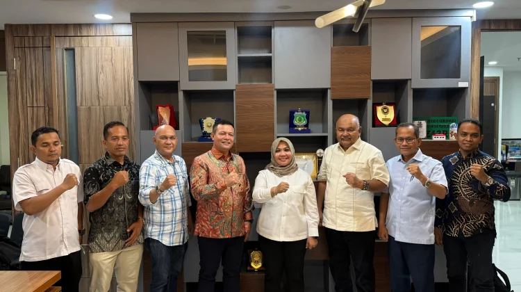 Kerja Nyata untuk Rakyat, Ayah Wa Bawa Nasib KK Gantung ke Kemensos RI