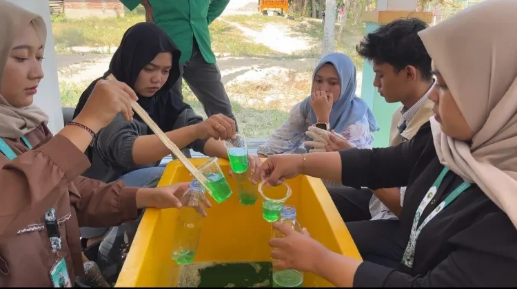 KKN-PPM Unimal 17 Latih Warga Produksi Sabun