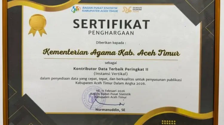 Kemenag Atim Raih Penghargaan Kontributor Data Terbaik