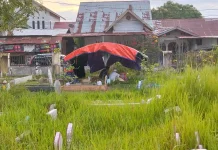 Tradisi Ziarah Kubur jelang Ramadan, TPU Desa Hagu Teungoh Mulai Ramai