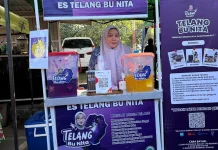 Es Telang Bu Nita Ramaikan Ahad Festival
