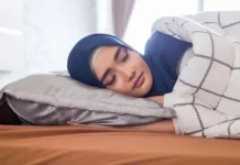 Tidur Sehabis Sahur? Simak Penjelasan dan Tips Aman