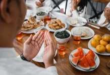 Tips Aman Berpuasa Bagi Penderita Lambung