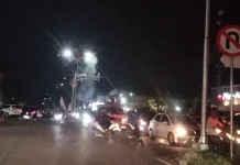 Arus Kendaraan Padati Simpang Empat Lhokseumawe
