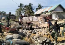 Sinergi Zipur dan Babinsa Percepat Pemulihan Akses Pasca Banjir di Dewantara
