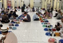 Semangat Berbagi, Masjid Baiturrahman Rutin Gelar Buka Puasa