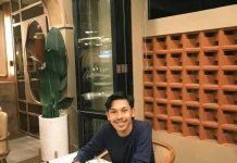 Mahasiswa Unimal Kembangkan Bisnis Cetak Kartu dan Papan Bunga