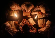 Malam Turunnya Cahaya Petunjuk