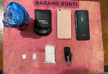 Dua Pria dan Seorang Perempuan yang Edar Sabu Diciduk Polisi