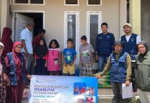 Peduli Penyintas Banjir dan Anak Disabilitas, Yappera Salurkan Bantuan di Pijay
