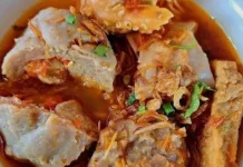 Resiko Konsumsi Makanan Pedas dan Berlemak saat Ramadhan