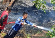 Kebakaran Lahan Warnai Akhir Ramadan di Blang Pulo