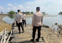 Patroli Wisata Pantai Rancung, Polisi Imbau Pengunjung Jaga Keselamatan