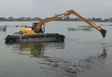Dinas PUPR Lhokseumawe Keruk Waduk Pusong