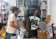 Pedagang Plastik Keluhkan Lonjakan Harga akibat Konflik Global