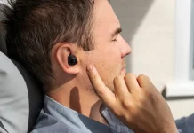 Bahaya penggunaan Headphone Bluetooth dalam Jangka Panjang
