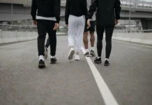 Jalan Kaki setelah Makan, Bisa Jadi Obat Alami