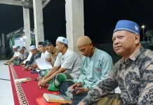 Antusias Warga Ikuti Pengajian Rakyat di Dayah Bustanu Madina Tiddin