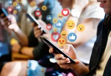 Kebiasaan Oversharing Bisa Membawa Masalah Besar,